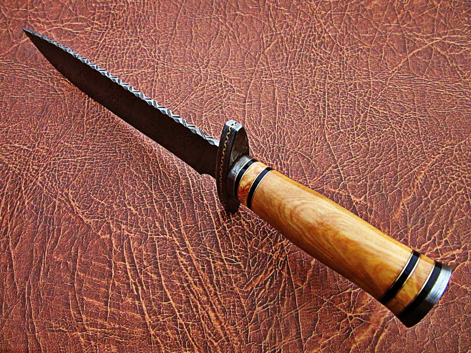 Bowie Knife BK-40 - Image 4